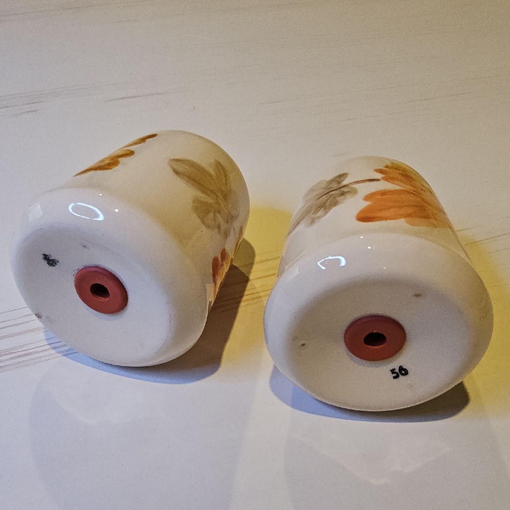 October By Franciscan Floral Salt and Pepper Shakers - Picture 3 of 3